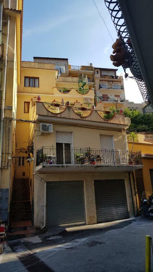 La Fontanella Apartment Taormina Dış mekan fotoğraf